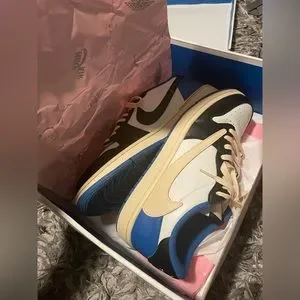 Travis Scott | Shoes | New Travis Scott X Air Jordan  display picture 2